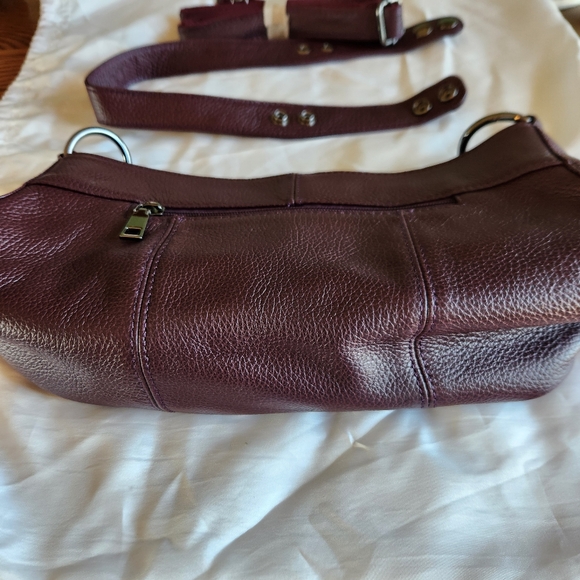 Burgundy leather handbag - Picture 7 of 7